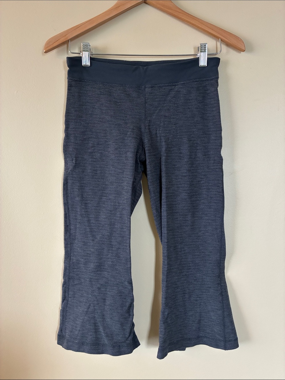 Lululemon capris